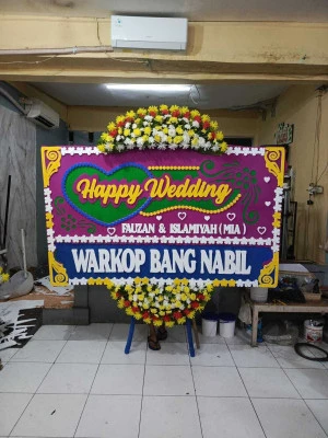 Papan Bunga di Sumbersari Pagaden