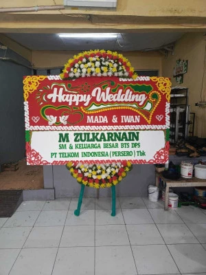 Papan Bunga di Sumbersari Pagaden